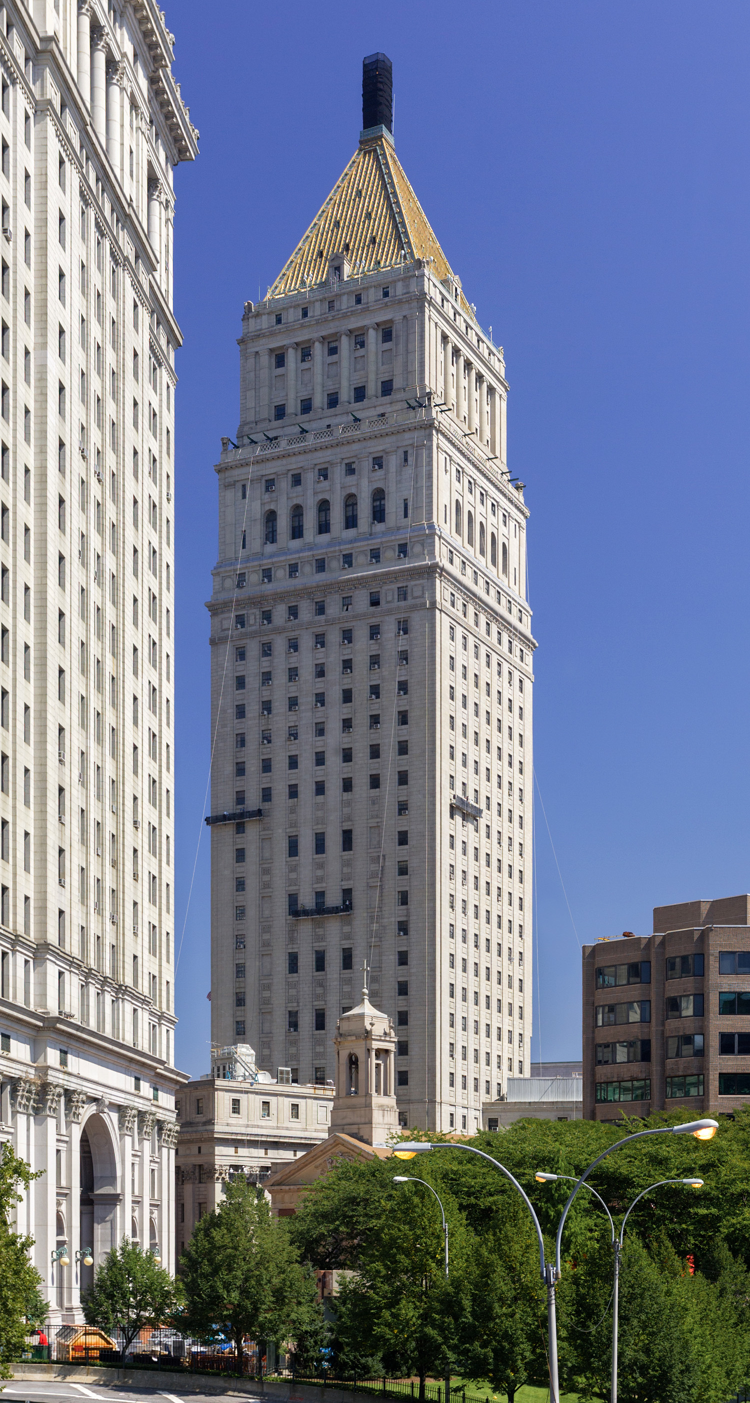 Thurgood Marshall U.S. Court House, New York City - View from the south. © Mathias Beinling